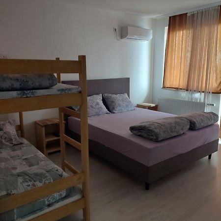 Hotel Restoran Bmb Odžak Esterno foto