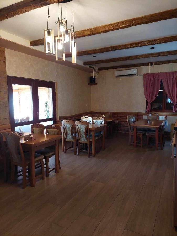 Hotel Restoran Bmb Odžak Esterno foto