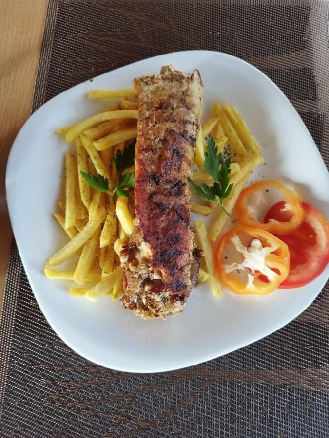 Hotel Restoran Bmb Odžak Esterno foto